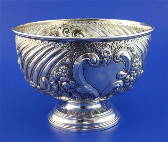 A late Victorian repousse silver rose bowl, 17.5 oz.